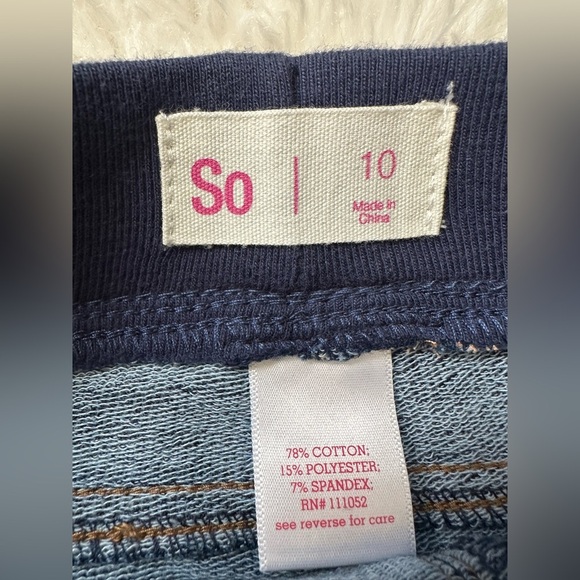 SO Dark Blue Jean Shorts Little girls Size 10 Stretch Elastic Waist - Picture 2 of 3